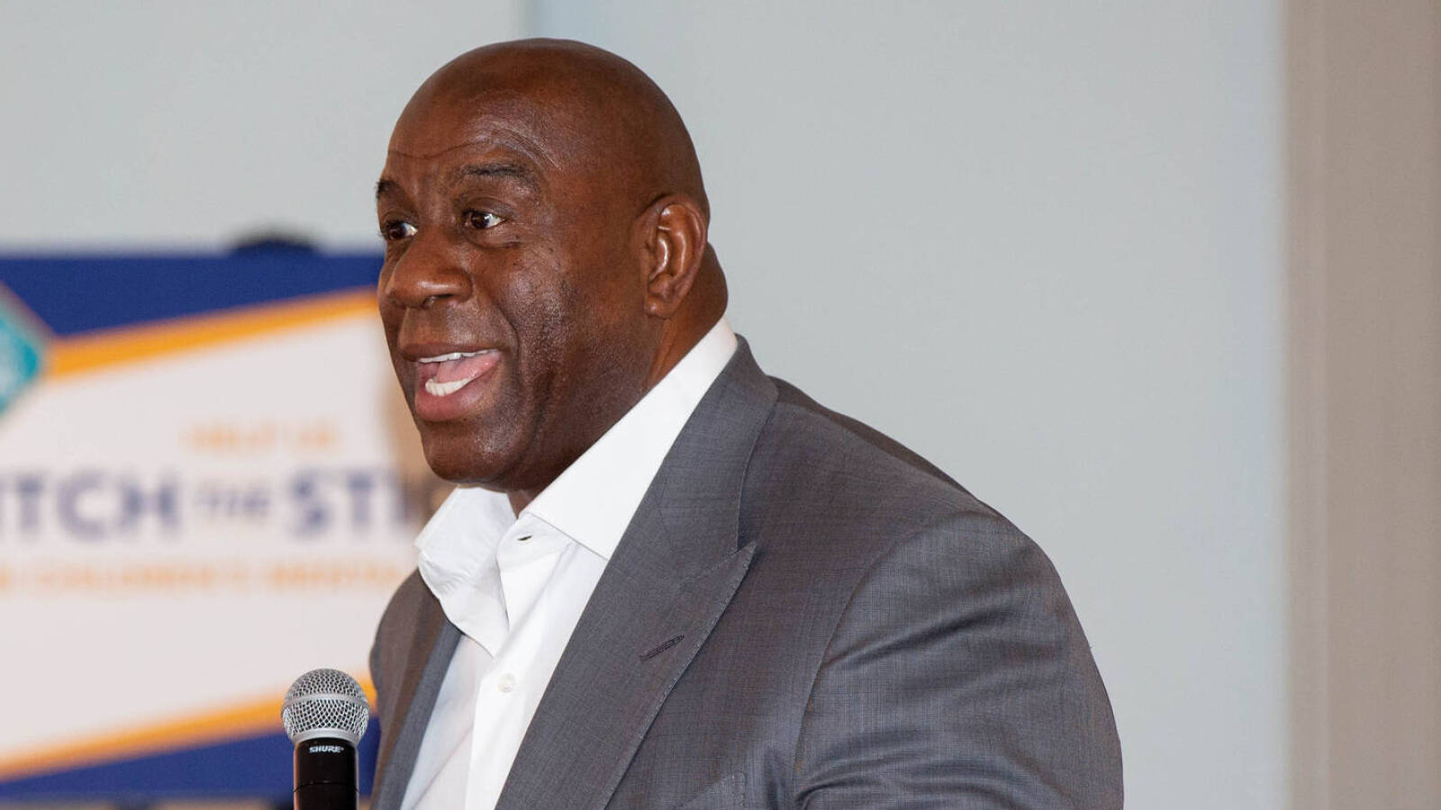 Magic Johnson regrets choosing Converse 