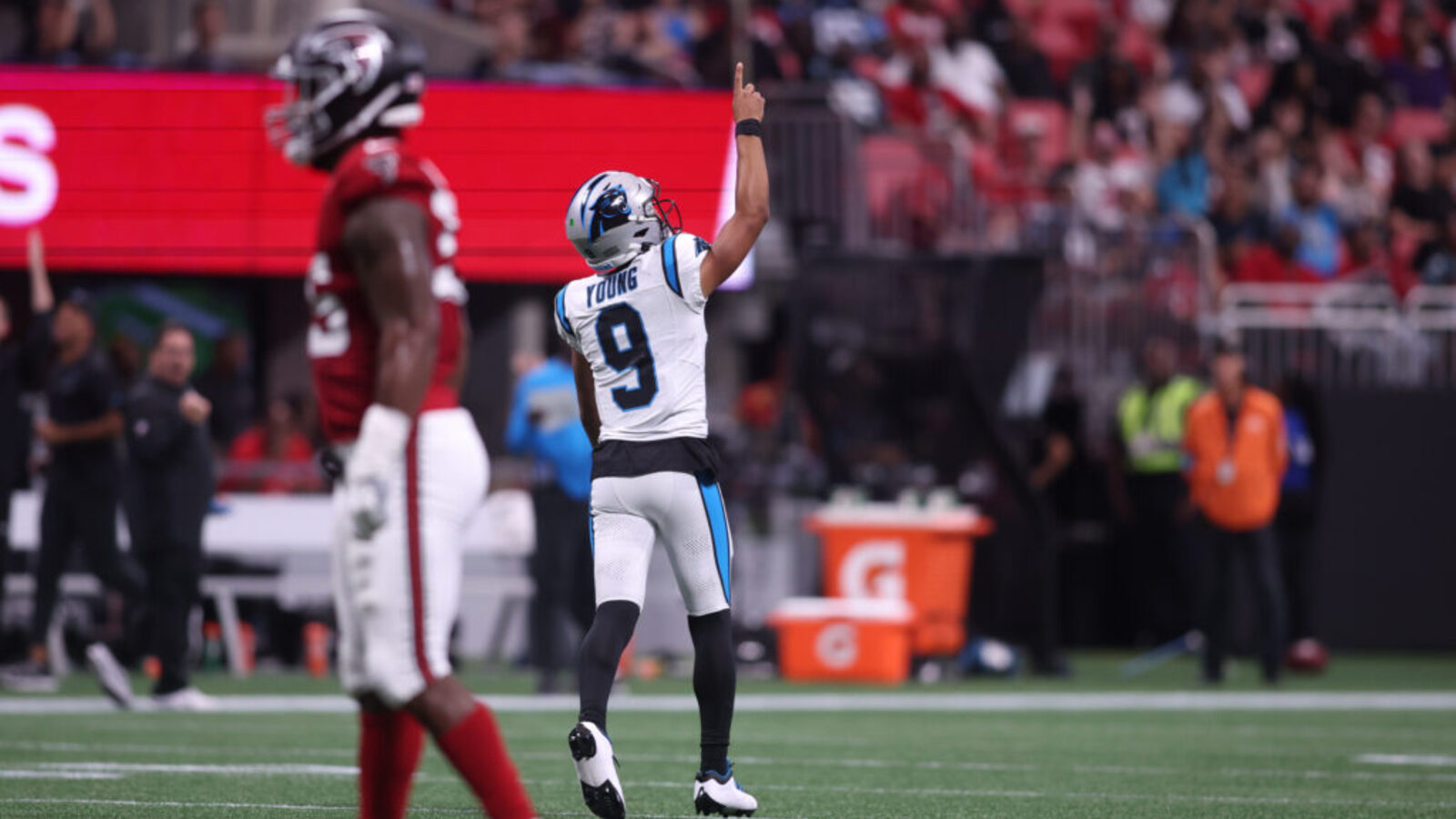 THE NFL BETTER PAY ATTENTION: Bryce Young Is Turning Heads in Carolina!
