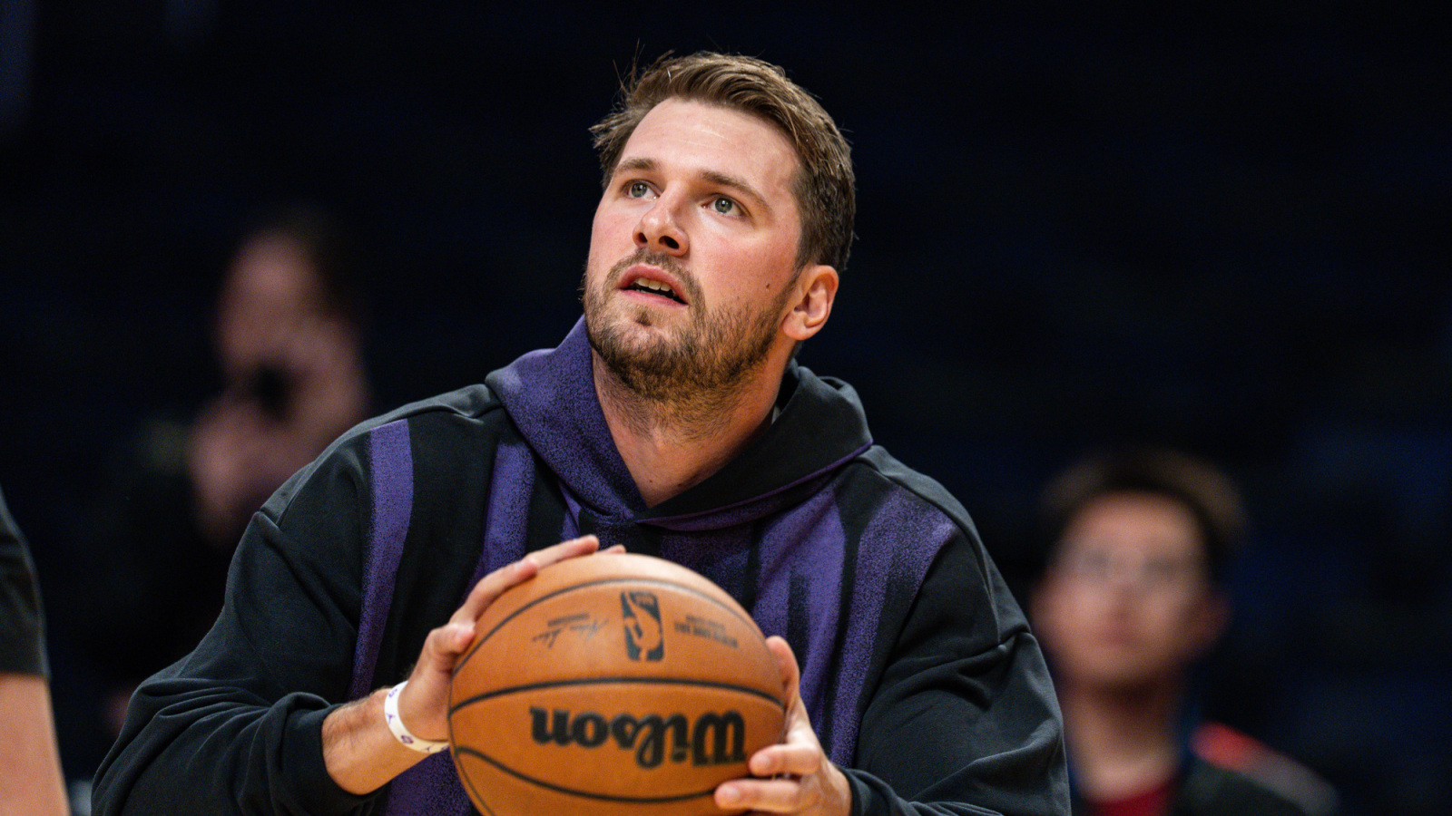 Lakers’ new core draws doubts about life after LeBron James | Yardbarker