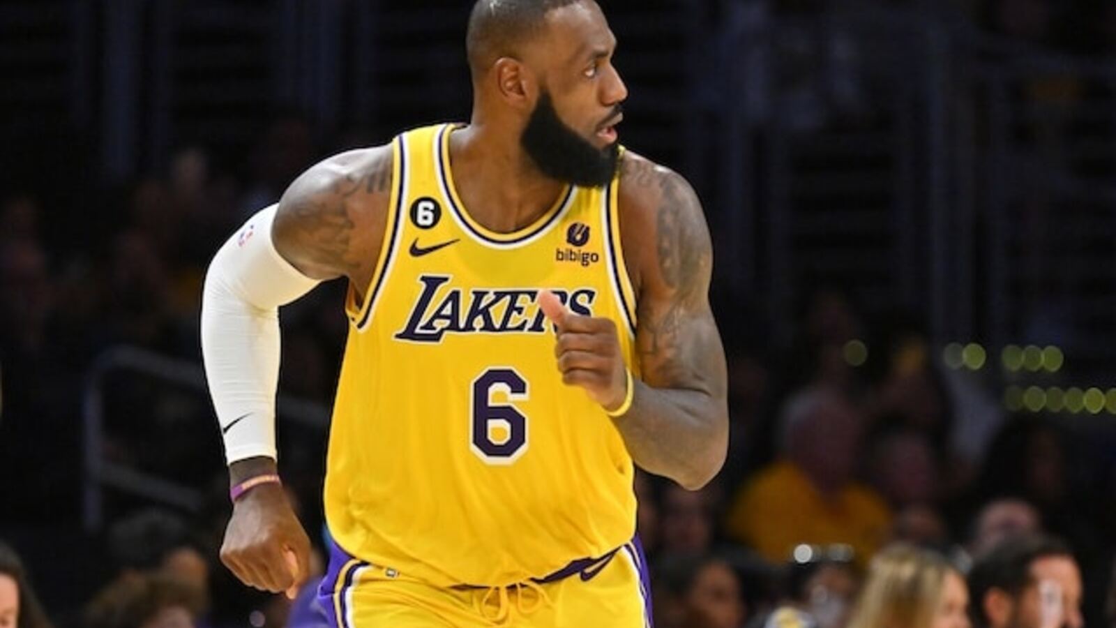 LeBron James Not Worried About Struggles In Preseason Opener; Pleased With Lakers' Defense - Vimarsana News