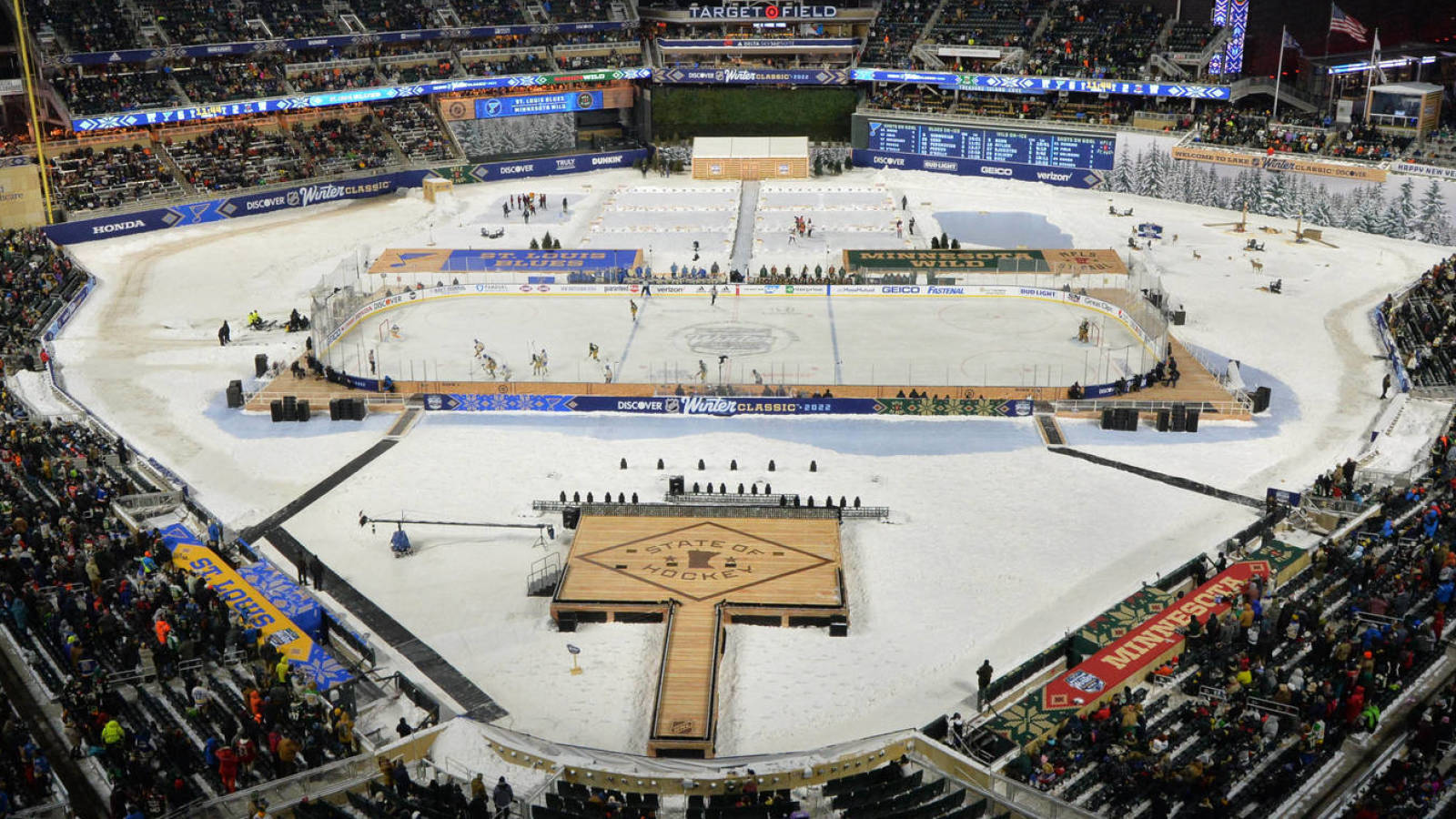 Bruins to host NHL Winter Classic at Fenway Park in 2023