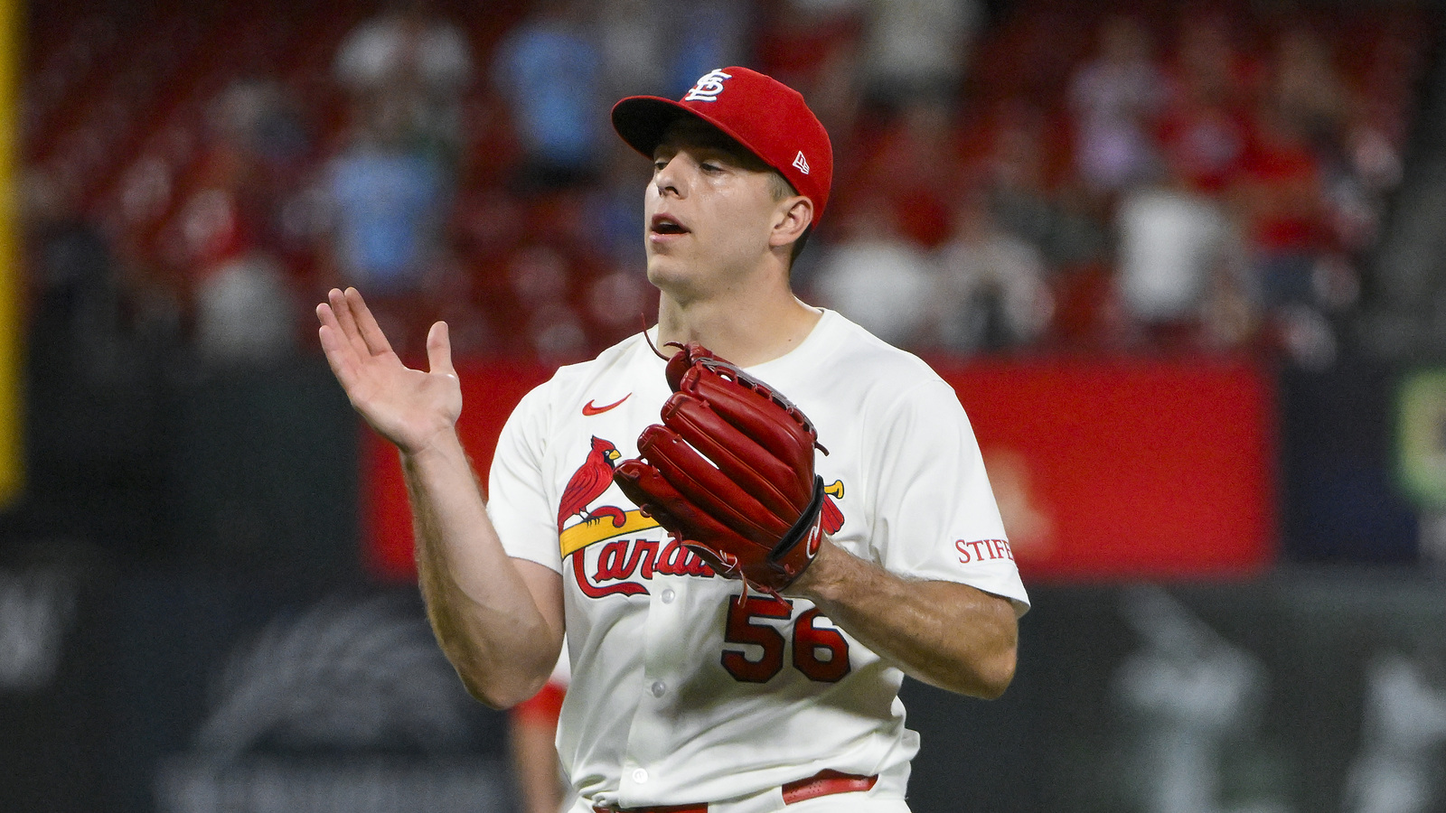https://www.yardbarker.com/media/c/9/c9bc365a154a544973fdf74a9ab404f83316de9e/thumb_16x9/mets-bolster-bullpen-acquiring-2024-nl-reliever.jpg
