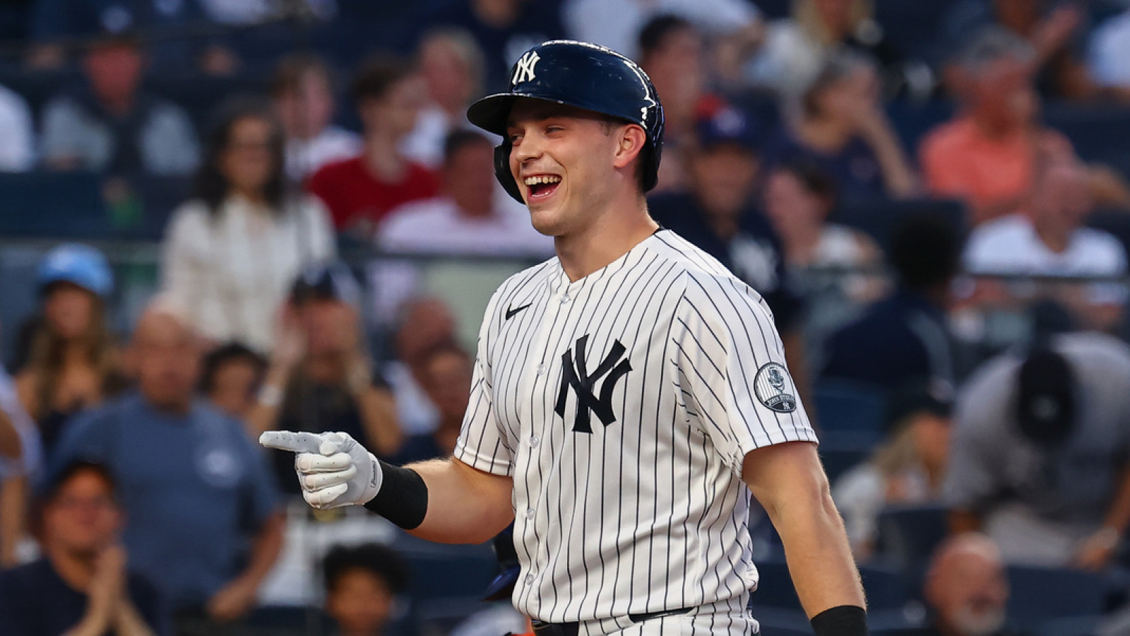 https://www.yardbarker.com/media/c/9/c9cccad466558384cb4ec22866eaad1ad8d91af1/thumb_16x9/massachusetts-native-ben-rice-destroys-red-sox.jpg?v=1
