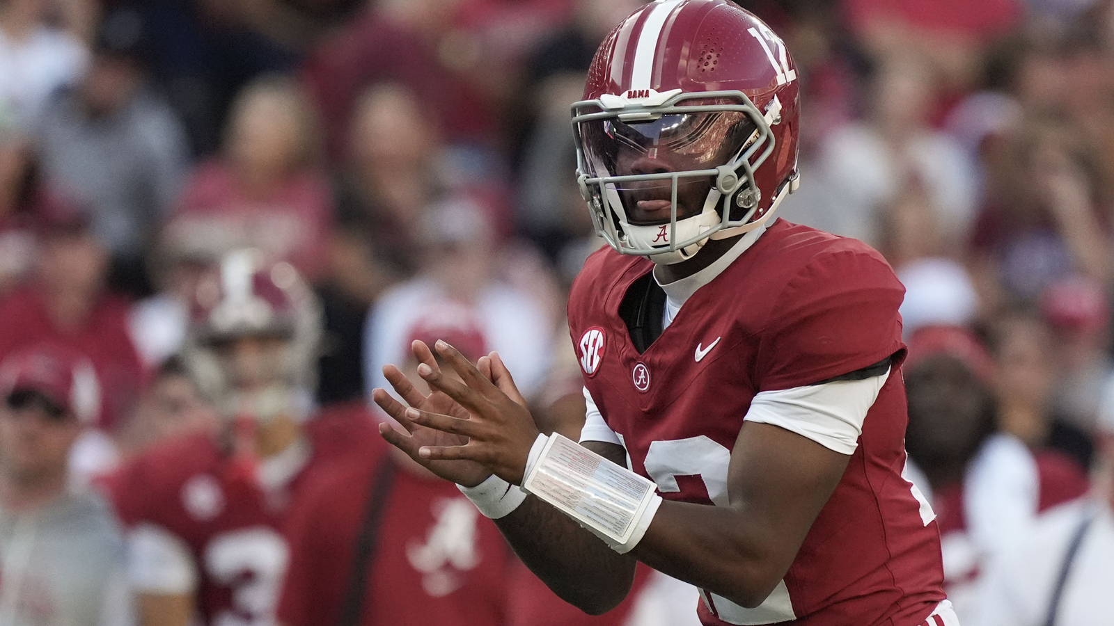 Keelon Russell Shines in First Start for Alabama Against East Carolina