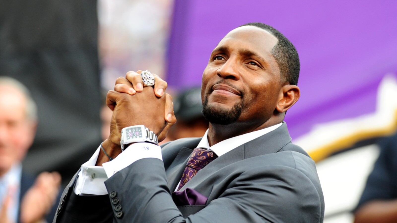 NFL Legend Ray Lewis Celebrates Personal News | Yardbarker