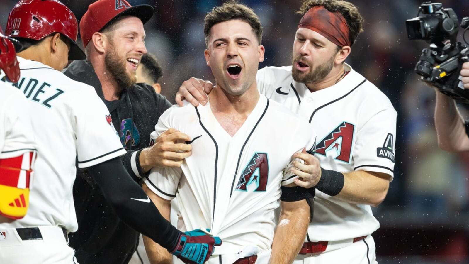 Diamondbacks and Cubs Prepare for Series Finale After Dramatic Win