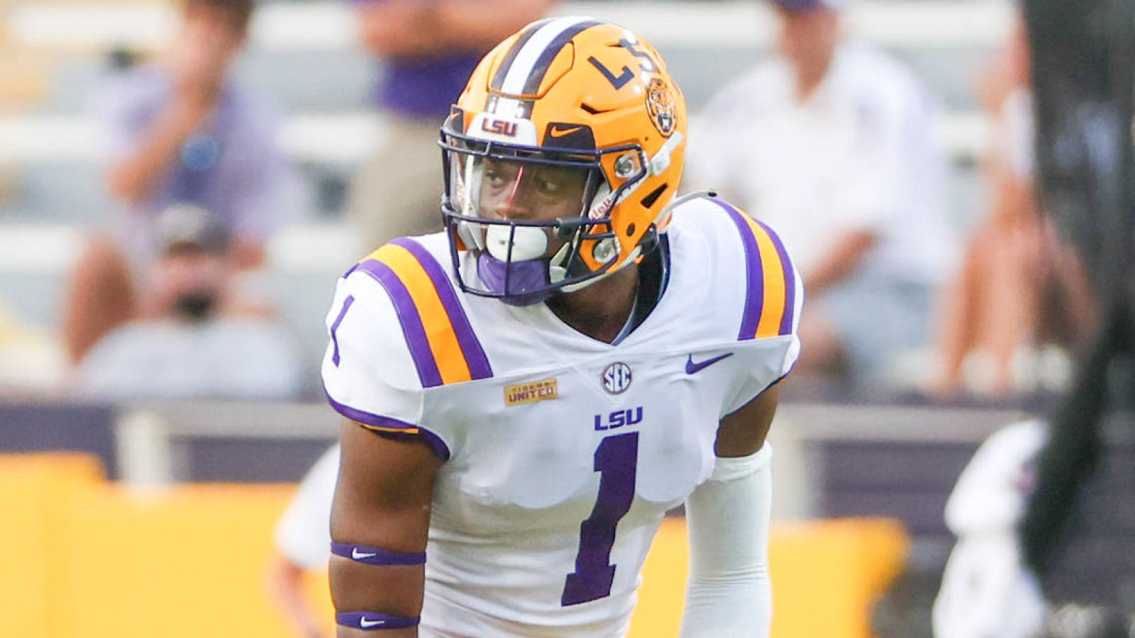Refs let LSU WR get away with dropping ball early on TD Yardbarker