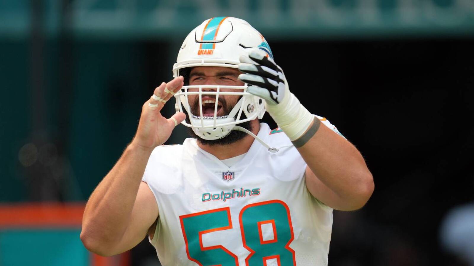Dolphins center Connor Williams absent from mandatory minicamp