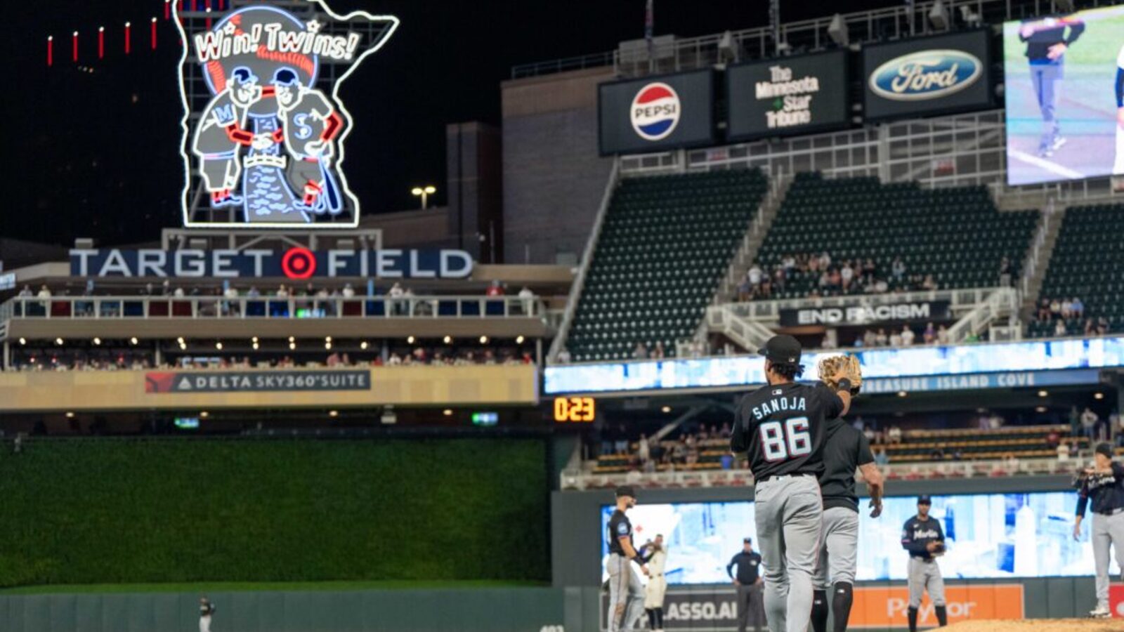 MLB News