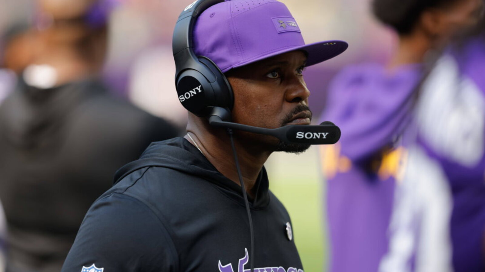 ‘Why Take On That Stress’: Vikings Legend Sends Clear Message to Brian Flores About Future HC Job Amid 6-0 Start