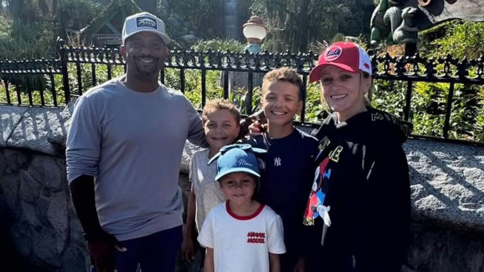 See the Sweet Way Alfonso Ribeiro’s Kids Are Cheering Him Up After ...