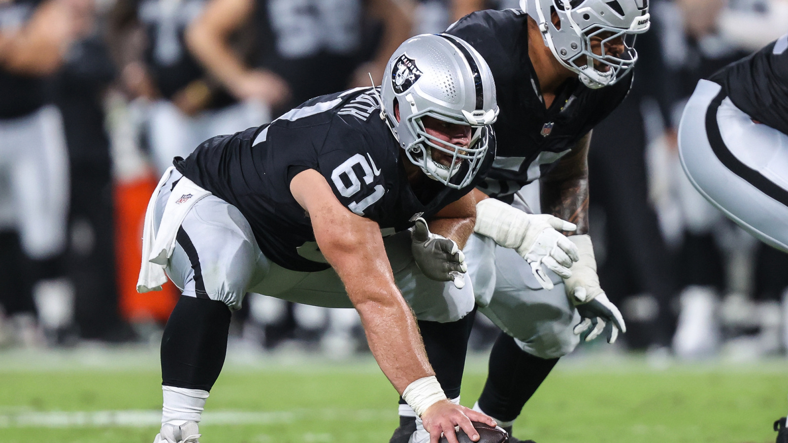Jets Sign Center Jordan Meredith to New One-Year Contract