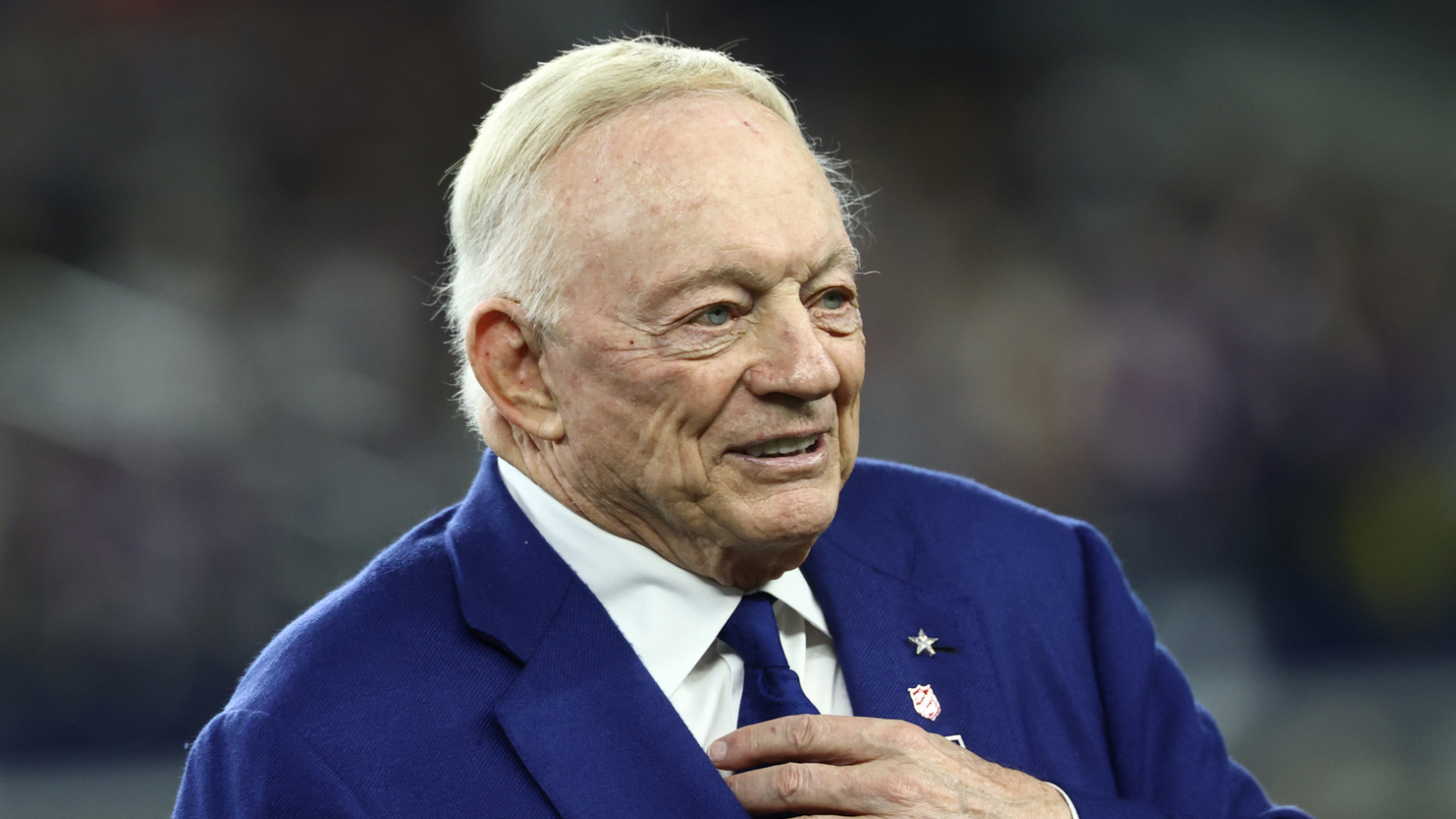 https://www.yardbarker.com/media/c/b/cb17fea1385f8c30a8a79d08f1a477018f3ca72c/thumb_16x9/jerry-jones-cowboys-called-out-offseason-moves.jpg?v=1