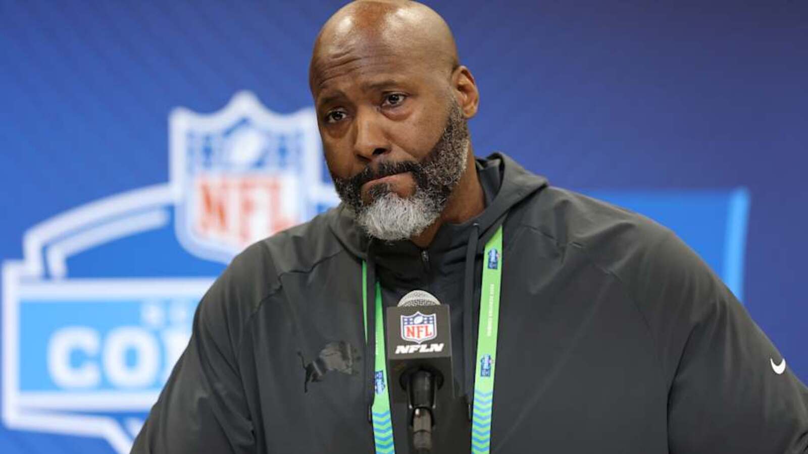 Unique holdout situation could give Lions a mulligan on plausible draft  target | Yardbarker