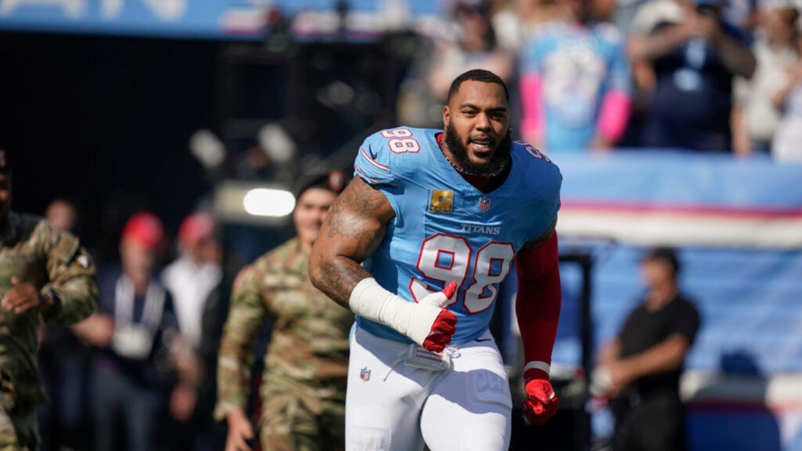 Bears Make Blockbuster Trade for Jeffery Simmons