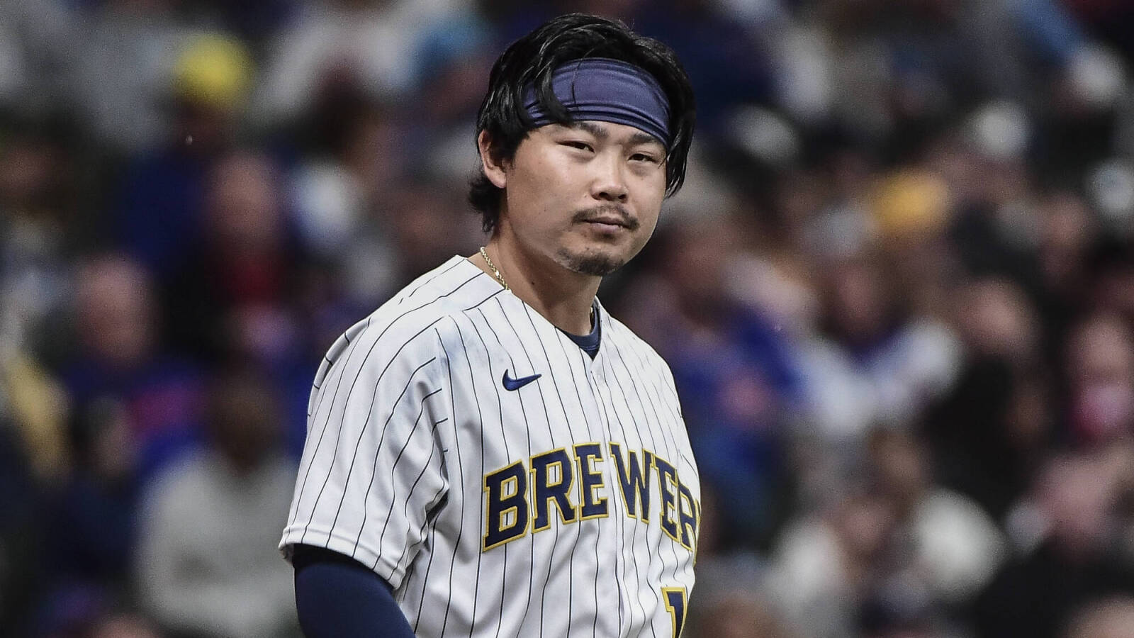 hiura brewers jersey