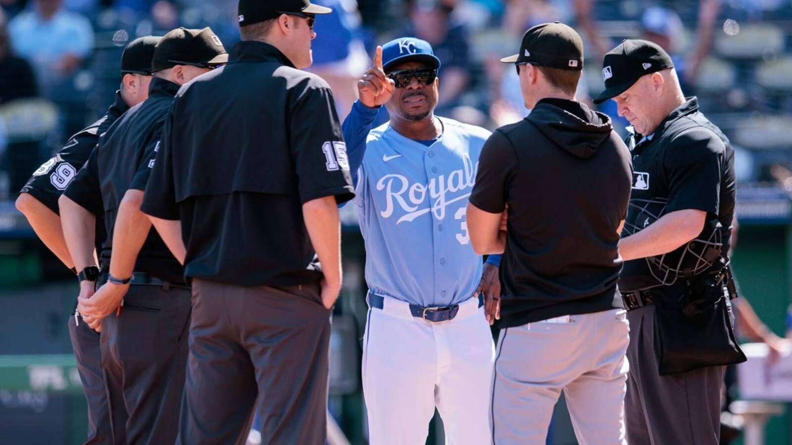 Report: Royals to reassign co-hitting coach Alec Zumwalt