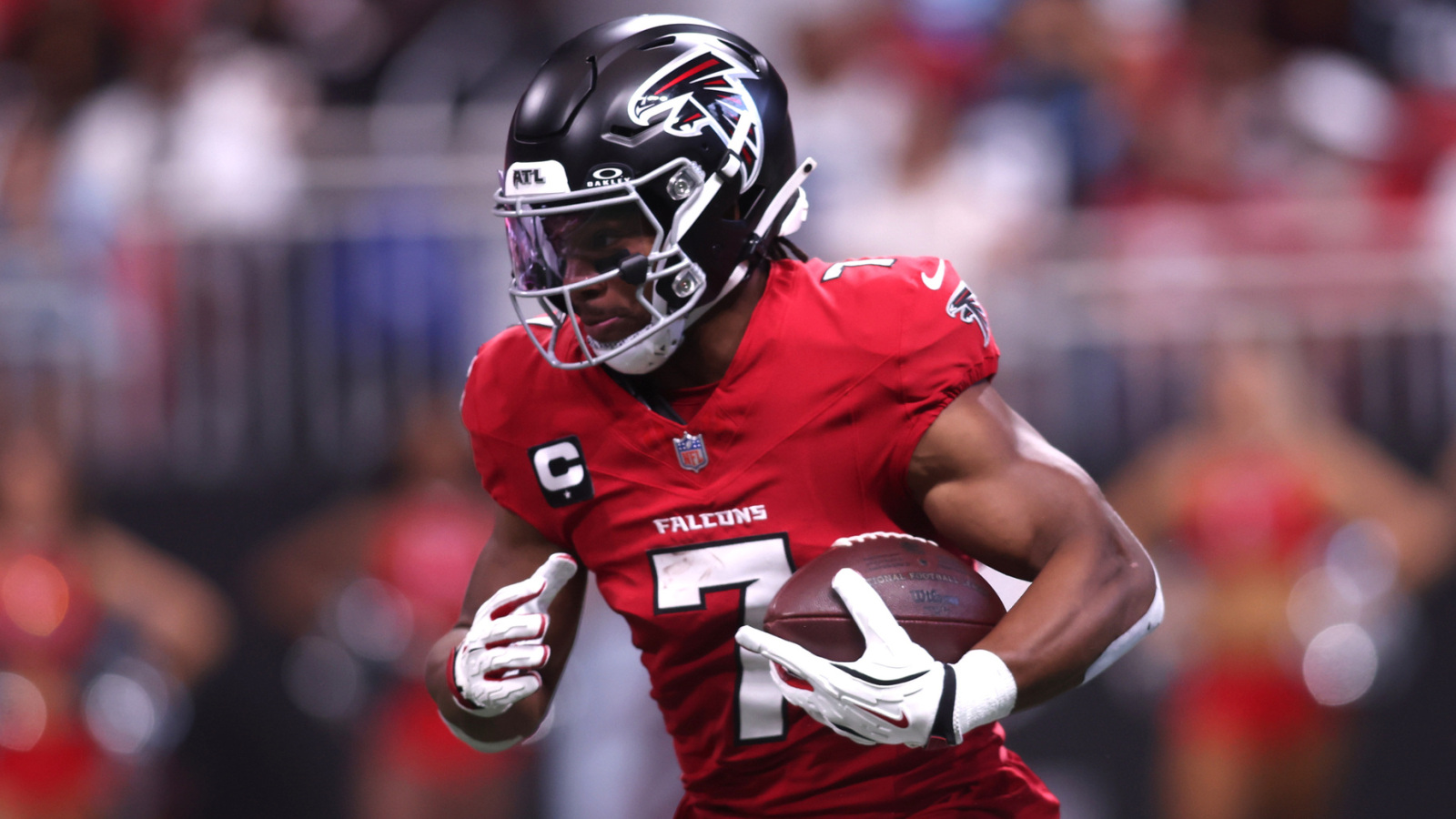 https://www.yardbarker.com/media/c/b/cb95c08487160531f8b8c46d96ce324504647165/thumb_16x9/mnf-takeaways-falcons-spoil-20th-anniversary.jpg?v=1
