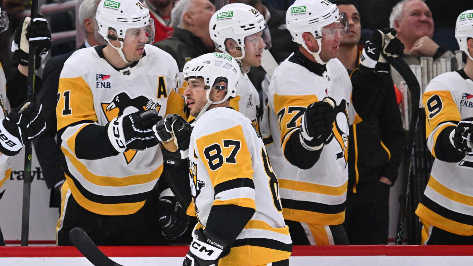 Penguins Grades: Crosby Carries Team; Pens Have Rough 24 Hours | Yardbarker