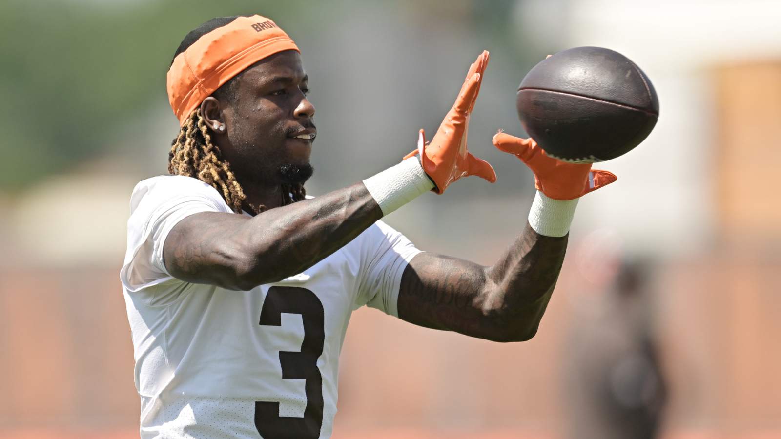 Cleveland Browns Consider Future of Jerry Jeudy Amid Trade Rumors