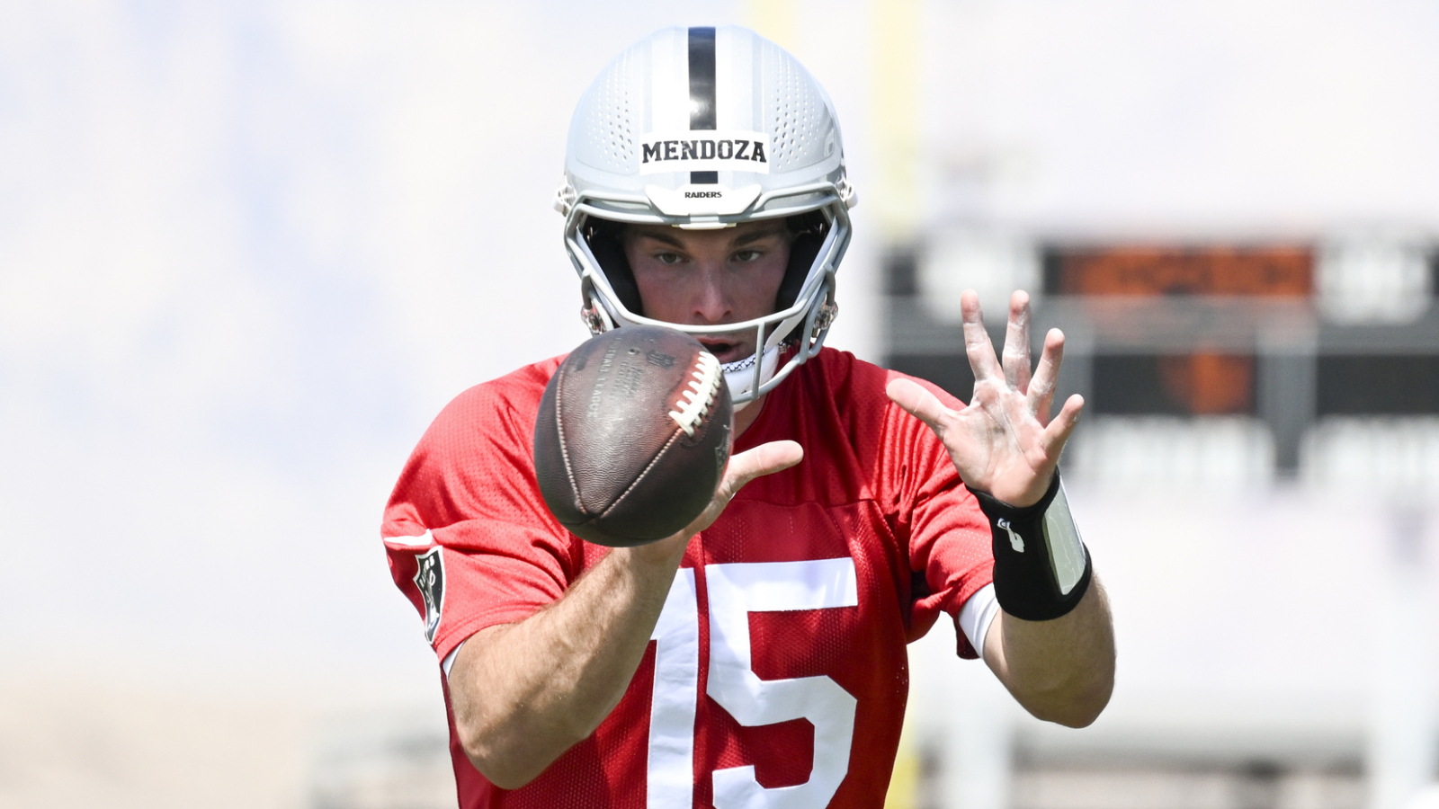 Latest Fernando Mendoza ranking spells bad news for Kirk Cousins