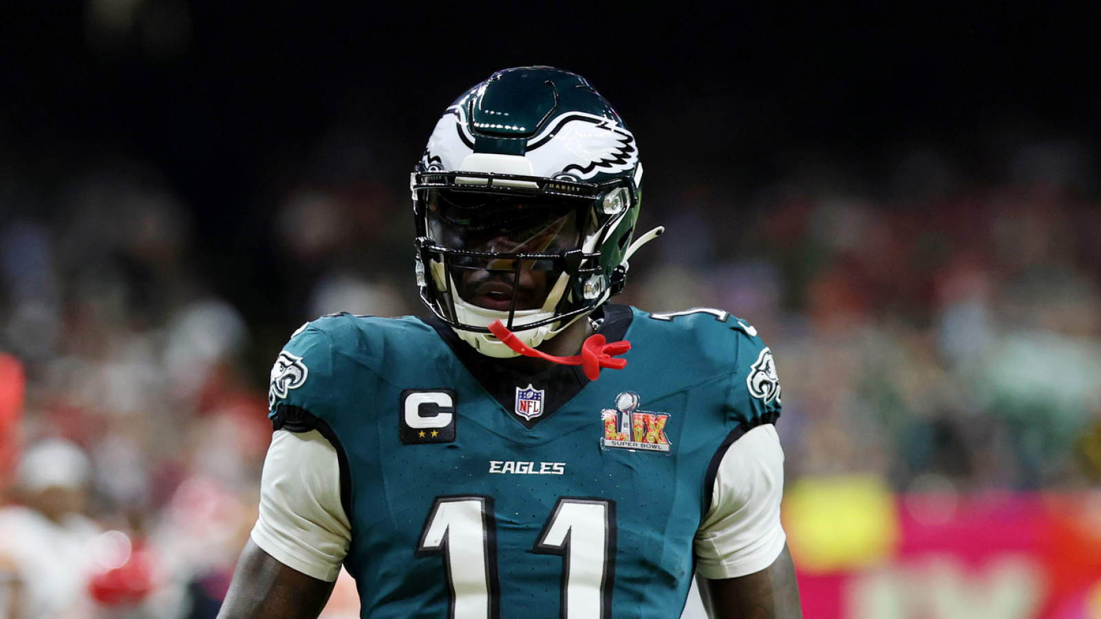 https://www.yardbarker.com/media/c/c/cc784f689d17394d06b397d986f70be4b5348a1e/thumb_16x9/nfl-executive-shares-big-revelation-aj-brown.jpg?v=1