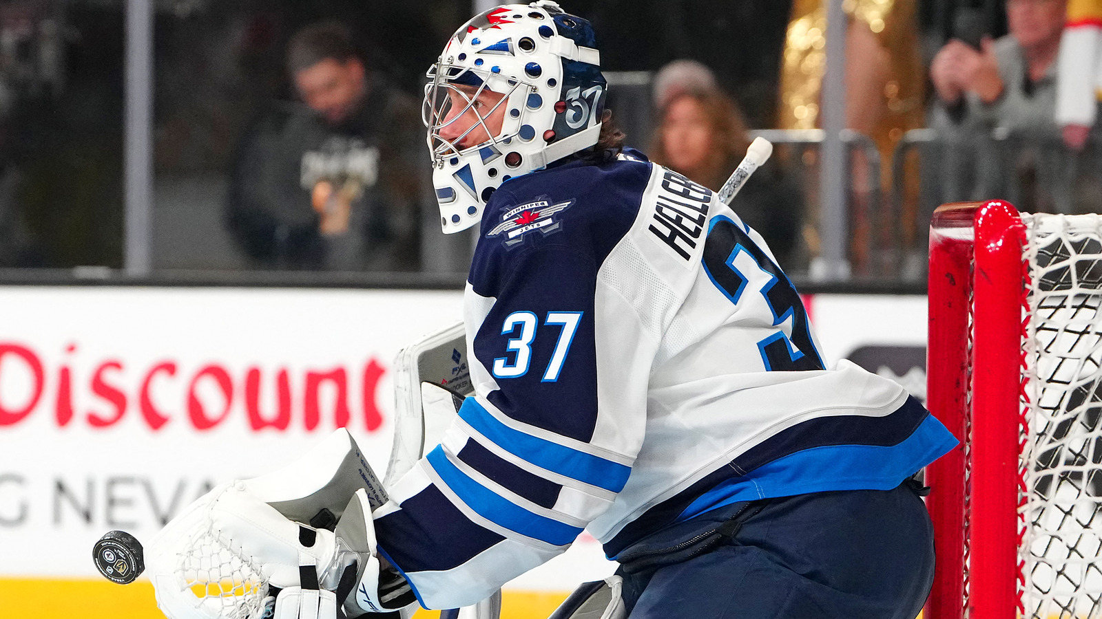 Friedman Drops an Interesting Hint on Hellebuyck’s Future