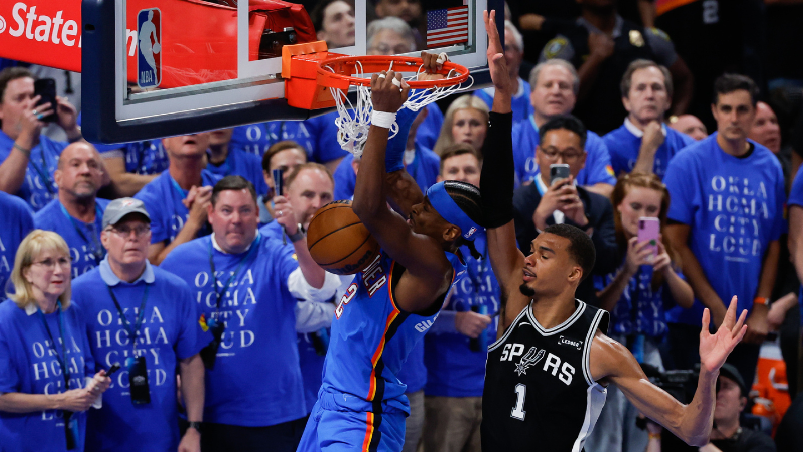 https://www.yardbarker.com/media/c/c/ccd1279e3131c02bcdc7f3fa2fc814ebbe3b4637/thumb_16x9/nba-mvps-quiz.jpg?v=1