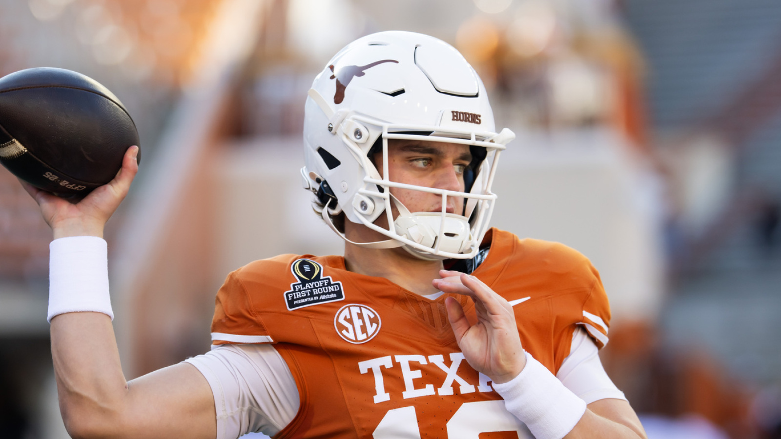 https://www.yardbarker.com/media/c/c/cce89505ae21cf72c2482579980d4b0374088545/thumb_16x9/five-takeaways-first-college-football-coaches-poll.jpg?v=1