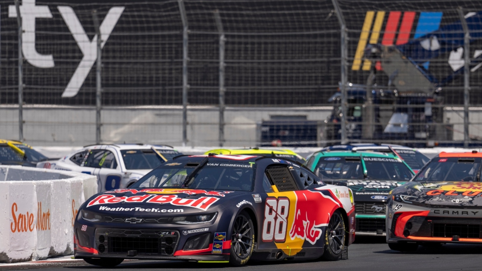 Chase Briscoe compares Shane van Gisbergen to 'prime' Michael Jordan after Sonoma win