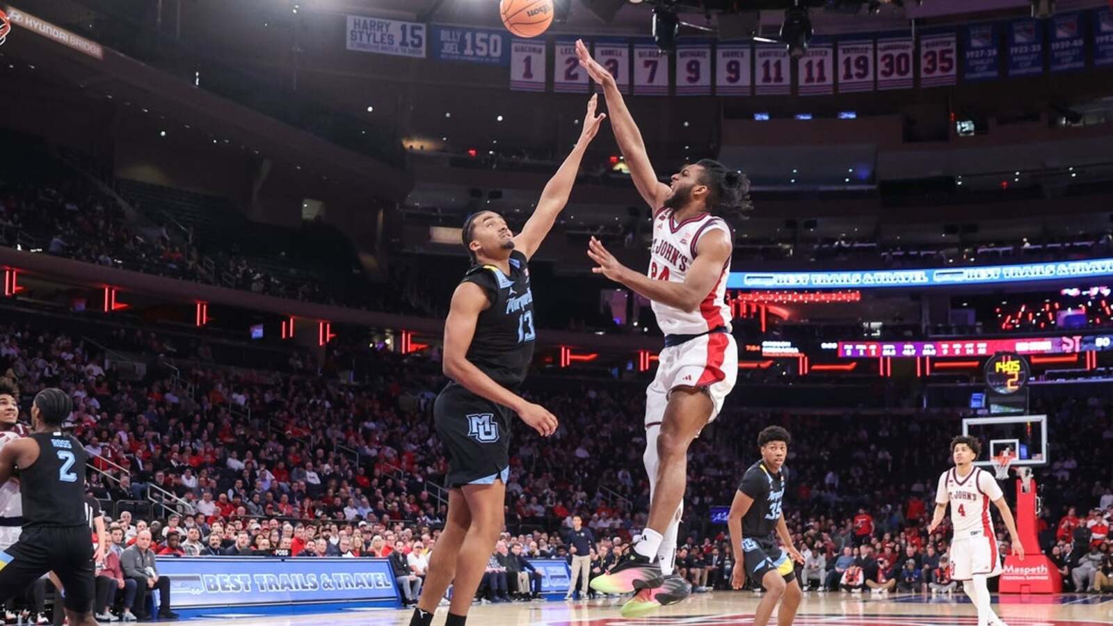 No. 17 St. John's carries record road winning streak to Marquette