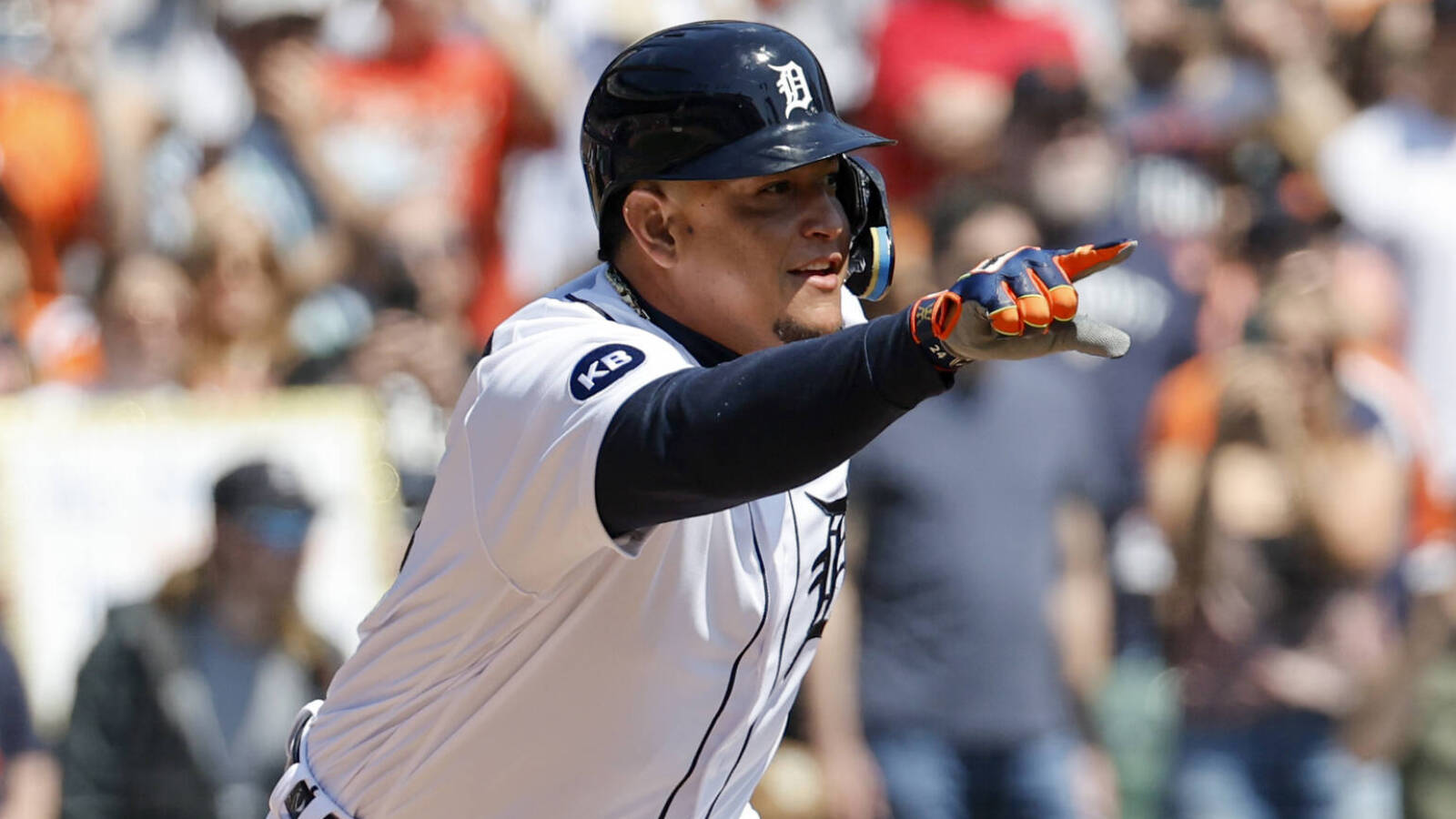 Miguel Cabrera gets 3,000th hit; 33rd player to reach mark