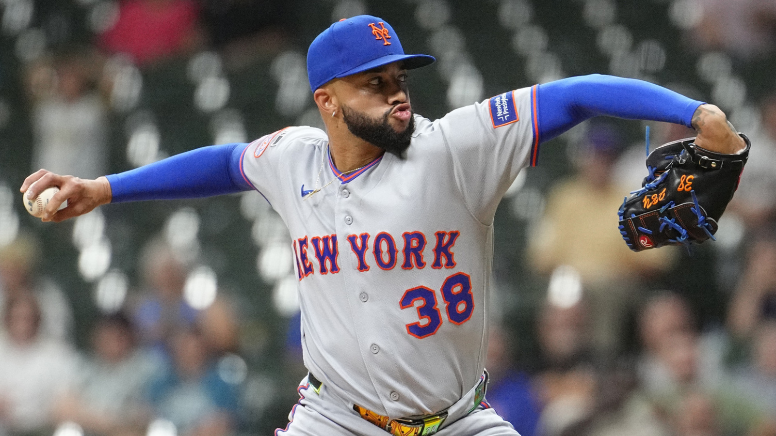 https://www.yardbarker.com/media/c/e/ce0dad3ff17ef173786c6bad1438d4d46ab39fce/thumb_16x9/mets-playoff-hopes-another-hit-devin-williams-news.jpg?v=1