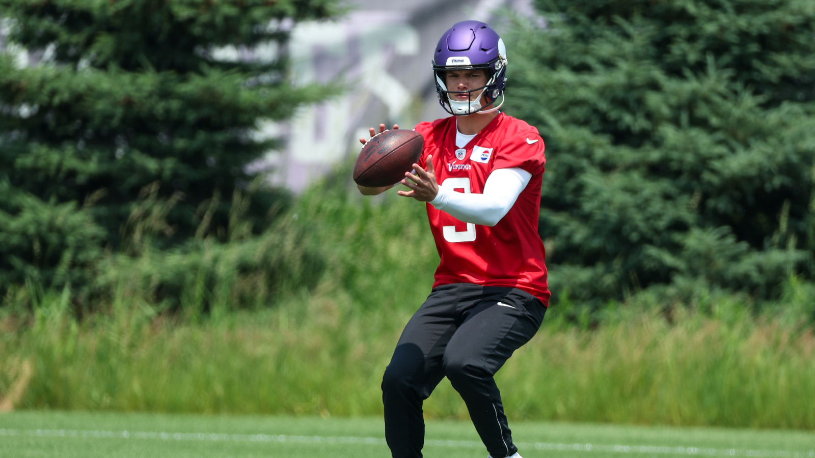 Vikings training camp recap, Day 5: Defense wins the day as pads come on
