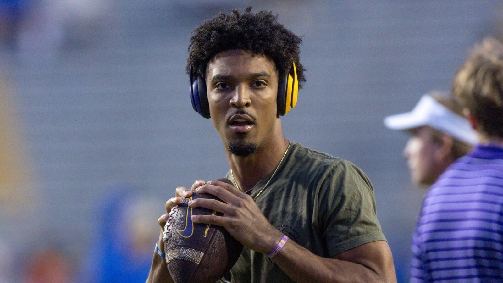 Dan Orlovsky advocates for Jayden Daniels as Bears' No. 1 pick over
