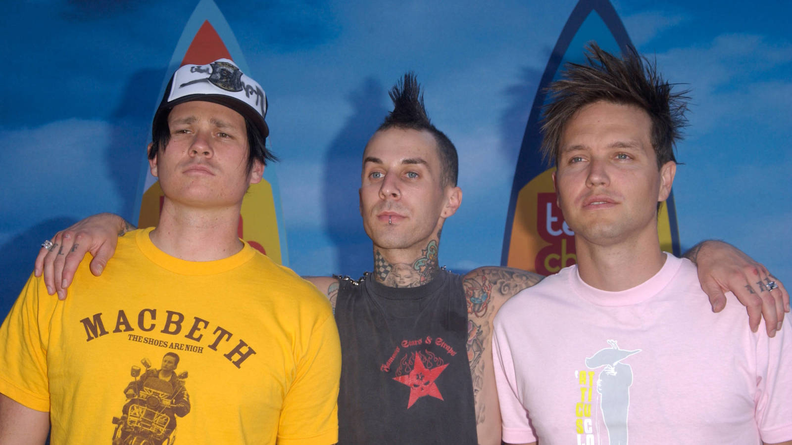 Mark Hoppus Gives A Shout Out To Cincinnati Reds Blink 182 Cover Yardbarker