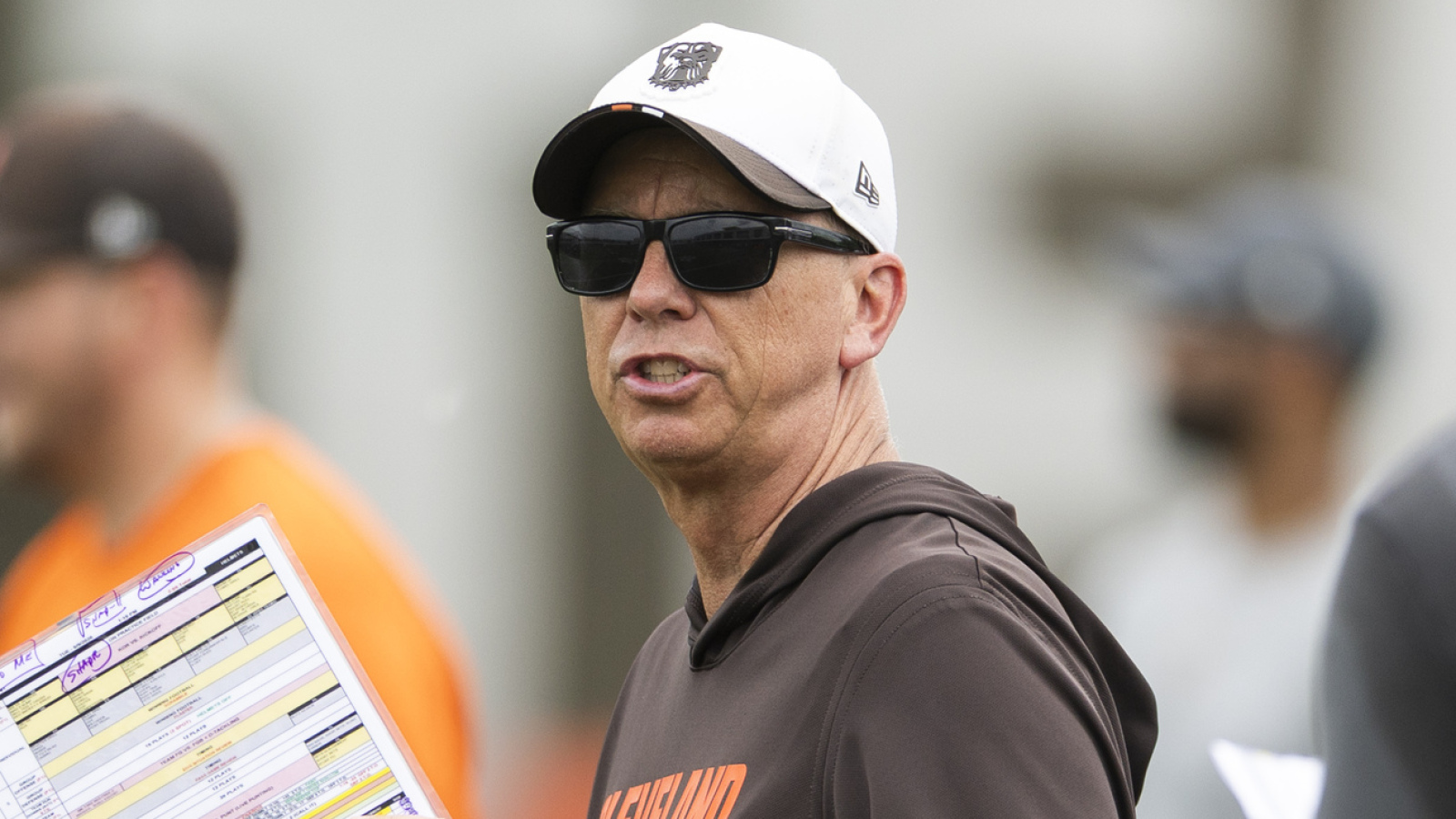 https://www.yardbarker.com/media/c/e/cee7531202234fcdc91a0bc419dac37b6fca0c49/thumb_16x9/browns-hc-shares-final-sanders-watson-verdicts.jpg?v=1