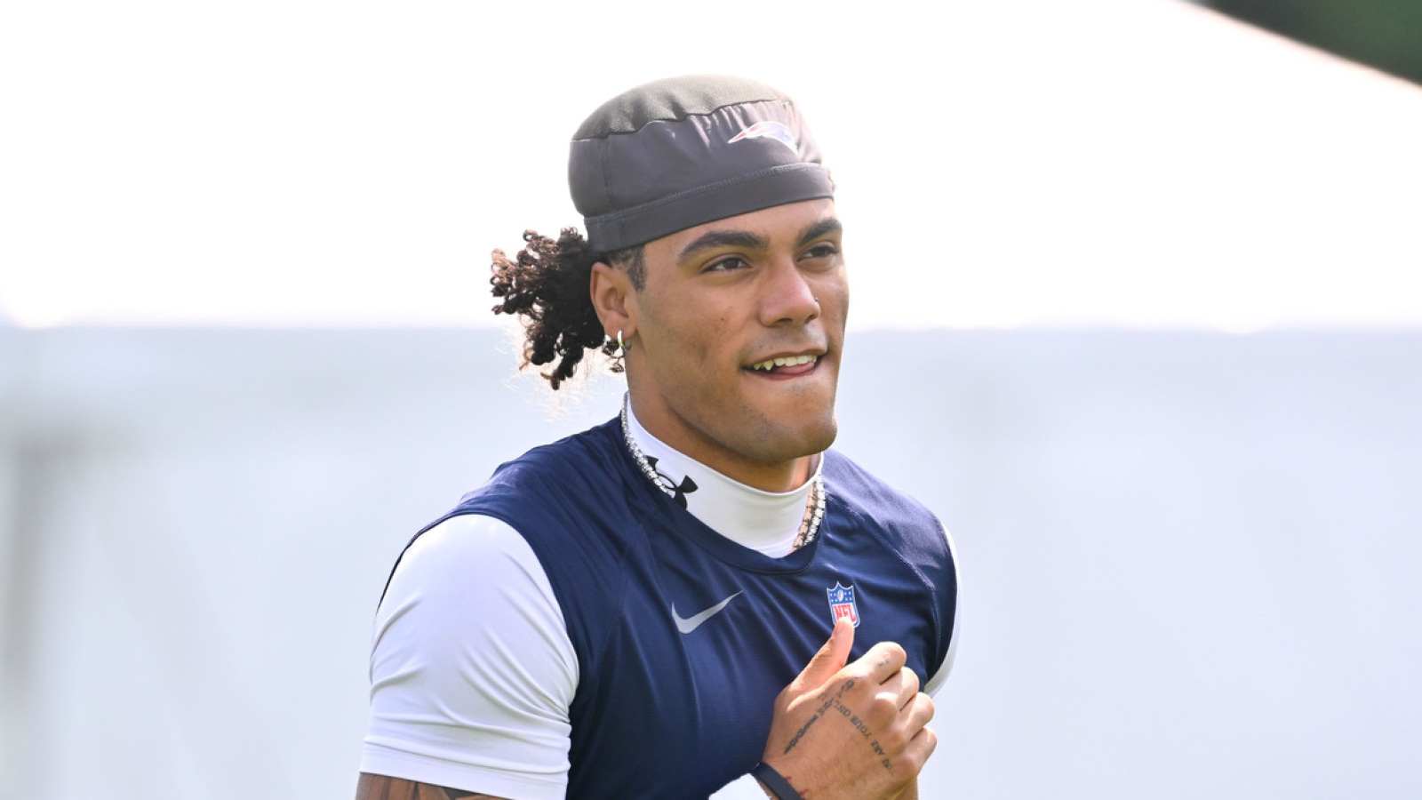 Contract Negotiations Stalled Between Christian Gonzalez and Patriots