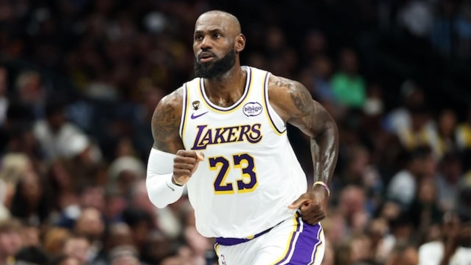 LeBron James Reportedly Trying To Negotiate New Contract To Stay With Lakers