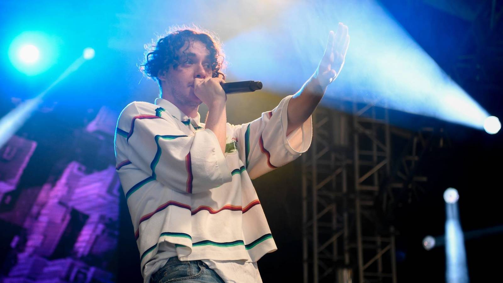 Jack Harlow wows in new Tiny Desk (Home) Concert Yardbarker