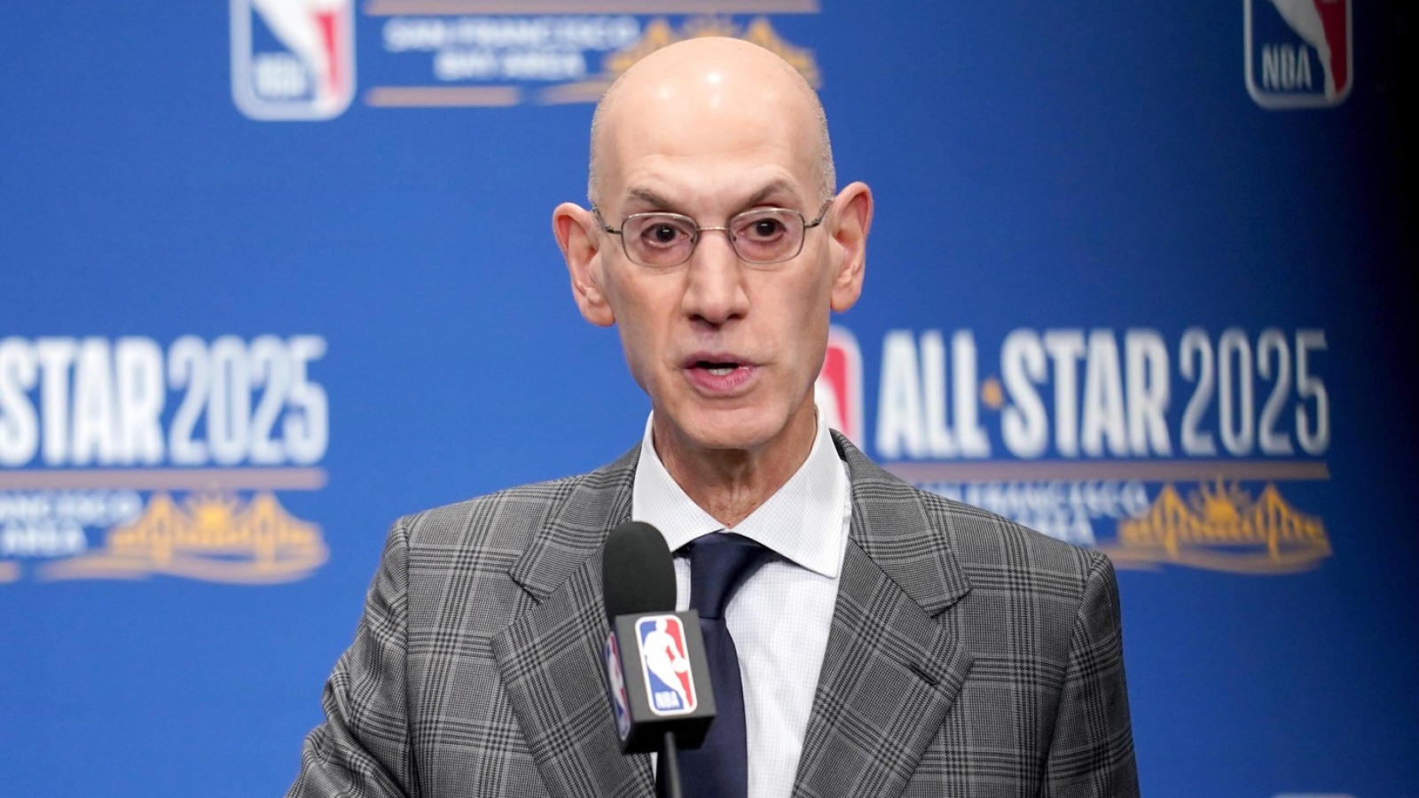 https://www.yardbarker.com/media/c/f/cf91bb80b2273a63e7a9184d3bc03a2db9d7ead2/thumb_16x9/nba-draft-lottery-conspiracy-theories-sense.jpg?v=1