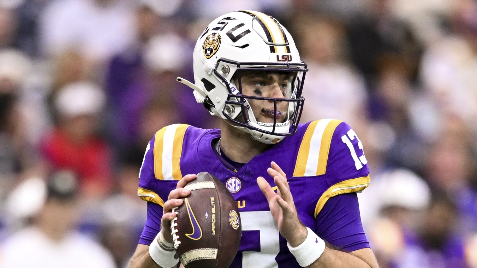 https://www.yardbarker.com/media/c/f/cfa1635024e2258548b582ee429c40c41b8b35b1/thumb_16x9/todd-mcshay-mocks-lsu-star-1-overall-2026-nfl.jpg?v=1