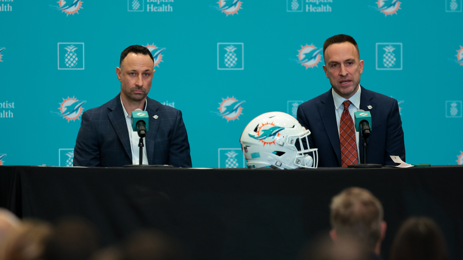 Dolphins Finalize 2026 Coaching Staff