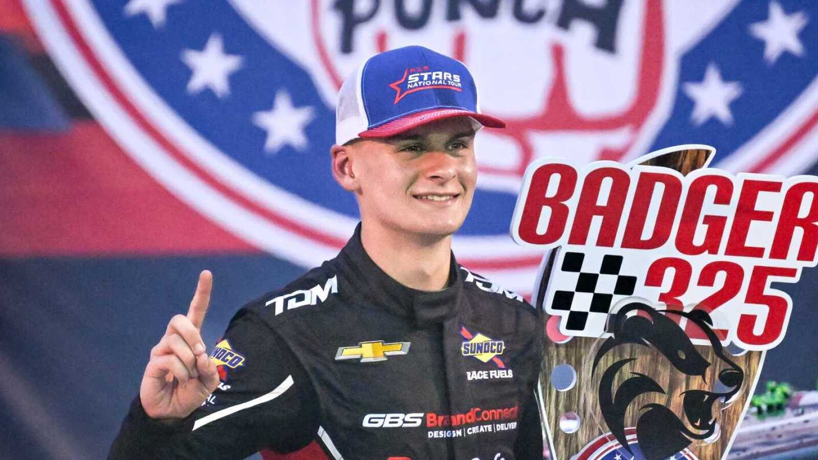 https://www.yardbarker.com/media/d/0/d000cc70ccc4f7370764d1c7b8ff881e391242e1/thumb_16x9/rcr-development-driver-carson-brown-making-nascar.jpg?v=1