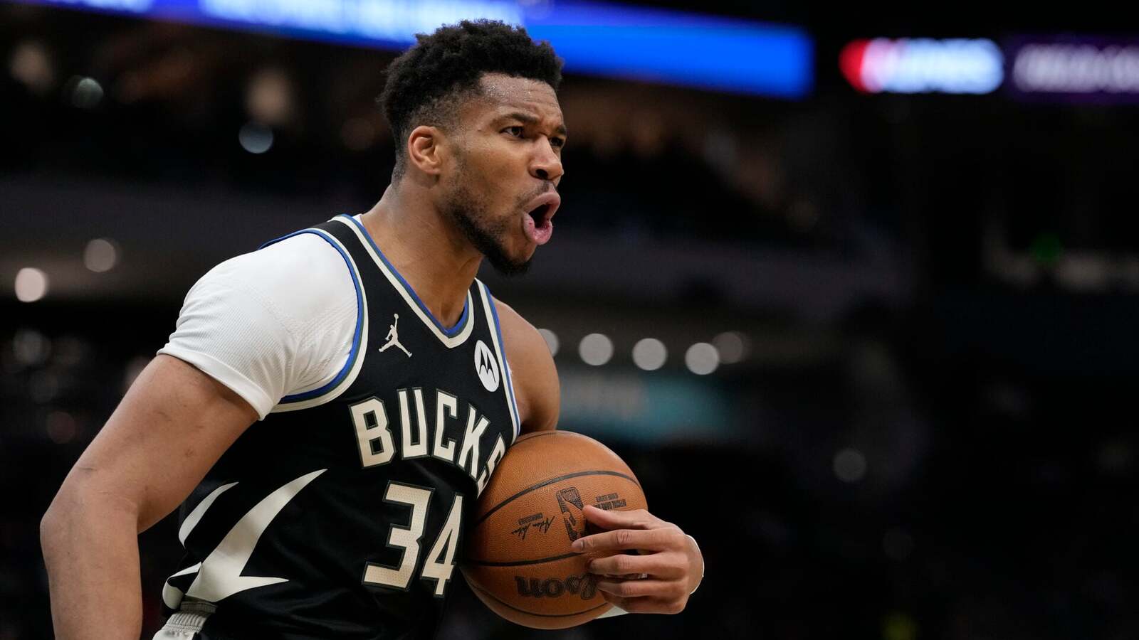 The best NBA starting five of players whose names start with the letter ...