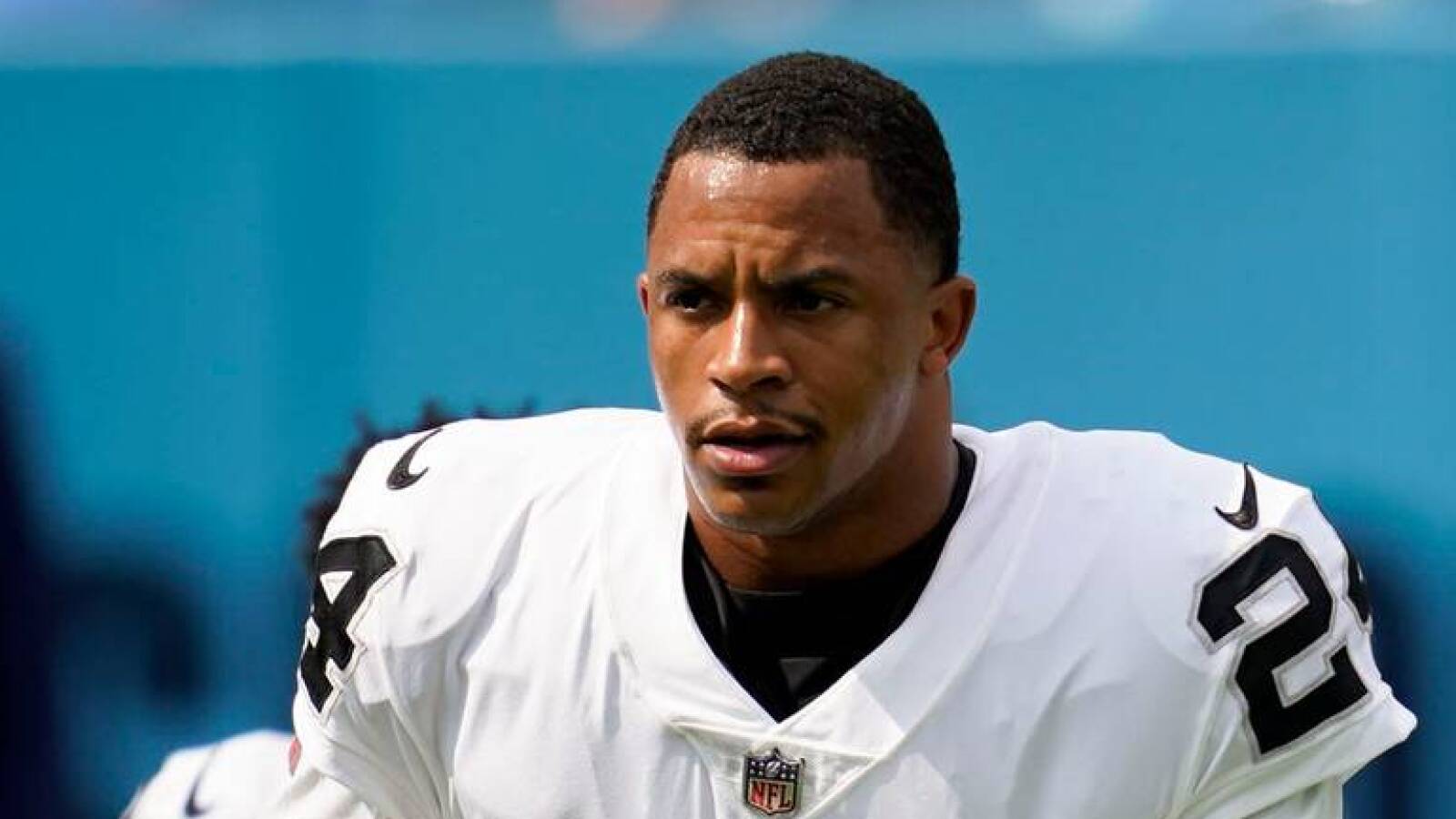 Ravens could fill a need by trading for Raiders' Abram | Yardbarker