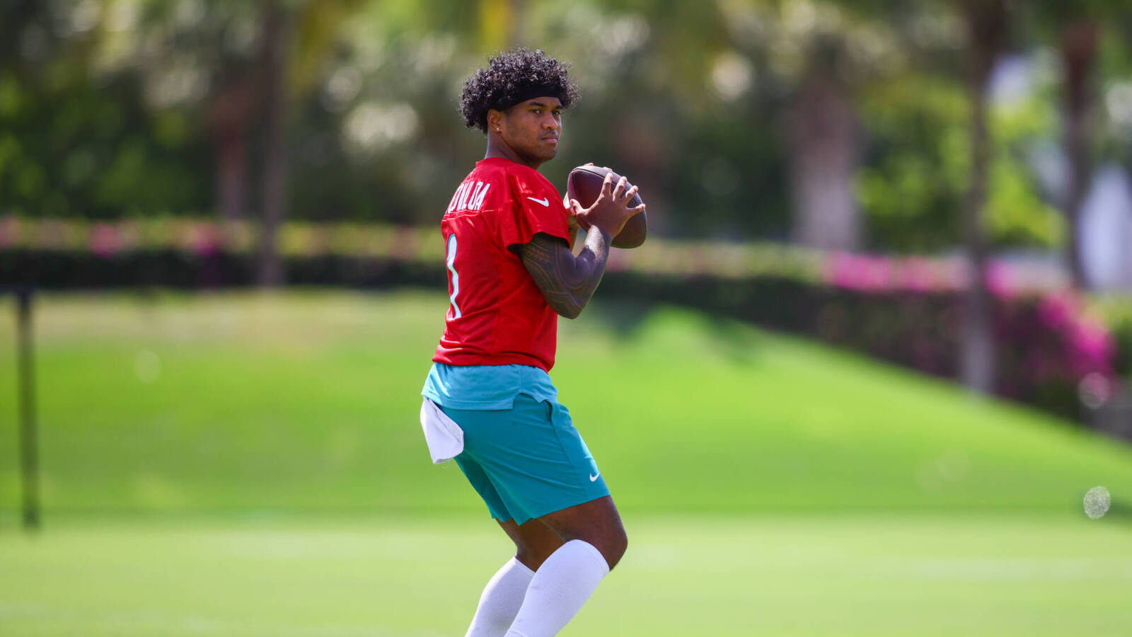 Tua Tagovailoa's Weight Loss Sparks Contract Extension Talks and Salary