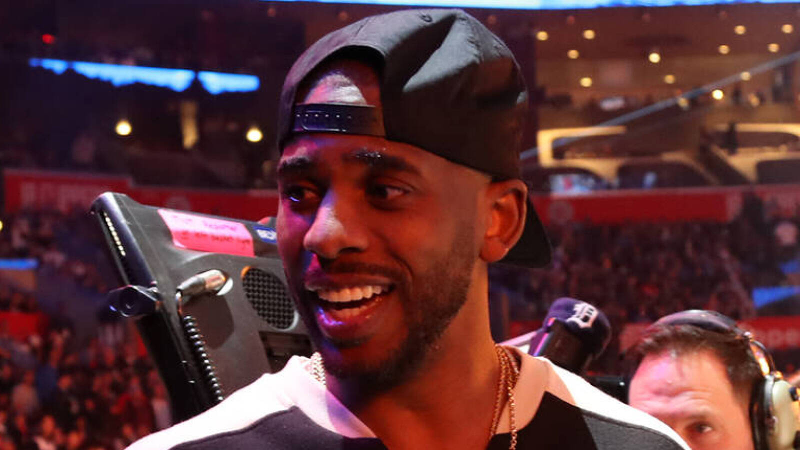 Ex-NBA Ref Labels Chris Paul as a Major A–hole | Yardbarker