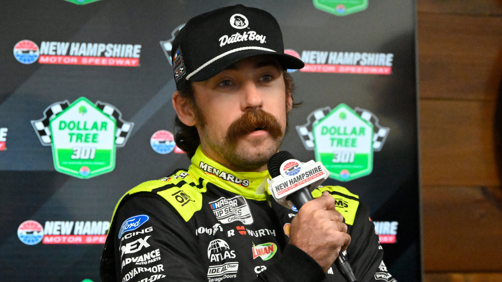https://www.yardbarker.com/media/d/1/d12d69f64a0225d01ad7f89b54d770d5c6e833ab/thumb_16x9/ryan-blaney-wins-nascar-cup-race-new-hampshire.jpg?v=1