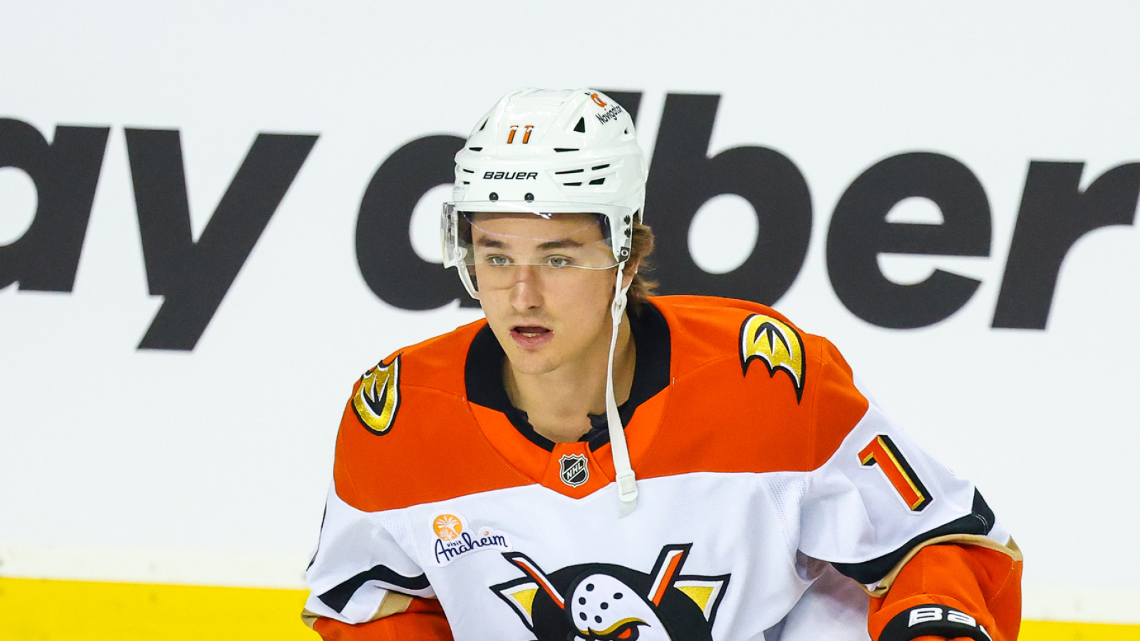 https://www.yardbarker.com/media/d/1/d13e8746db6e8f9c55684512ac284731bc667e71/thumb_16x9/flyers-eyeing-moves-offseason-zegras-trade.jpg?v=1